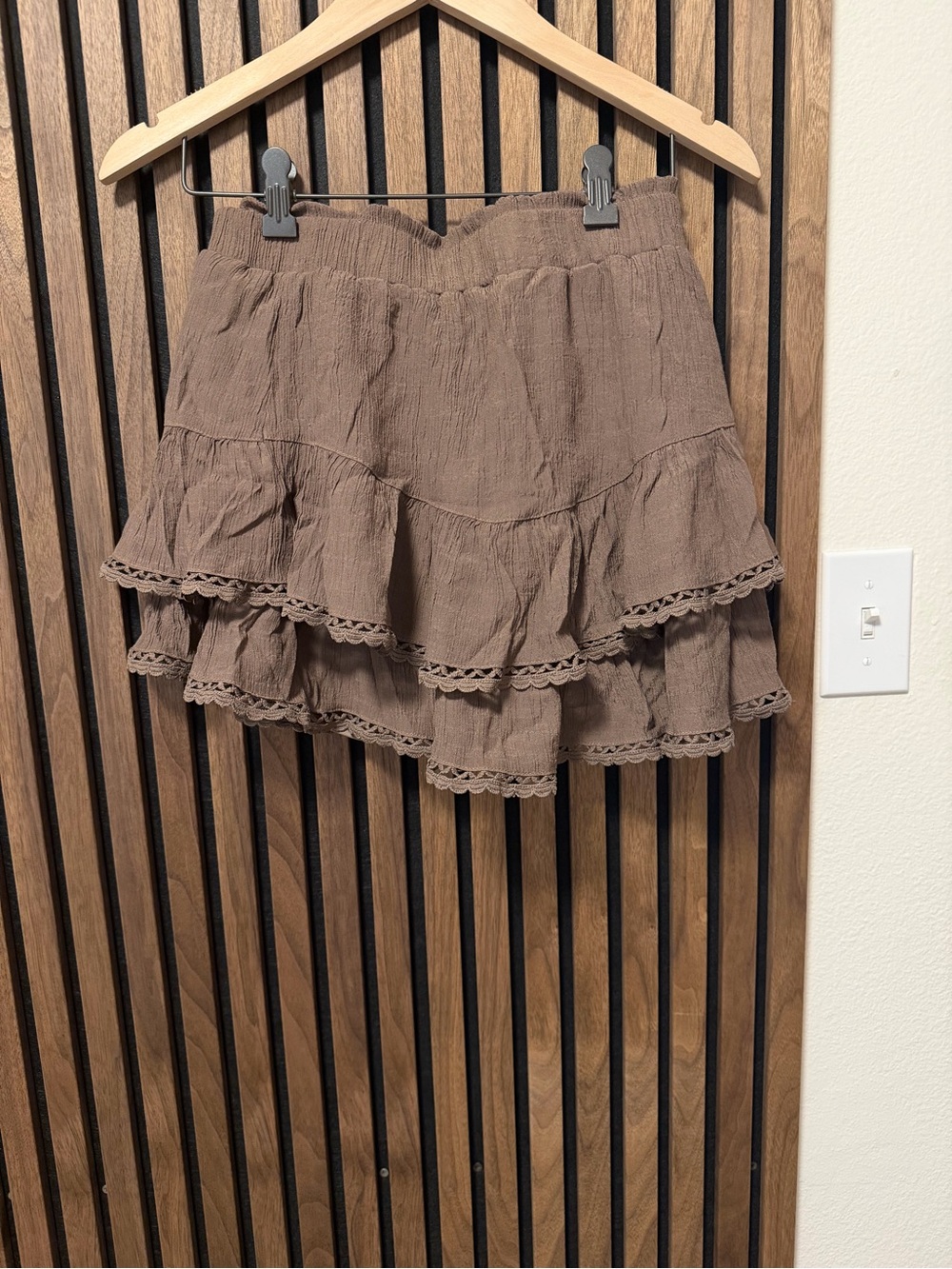 Women’s Ruffled Layered Shorts - Brown - Picture 4 of 4
